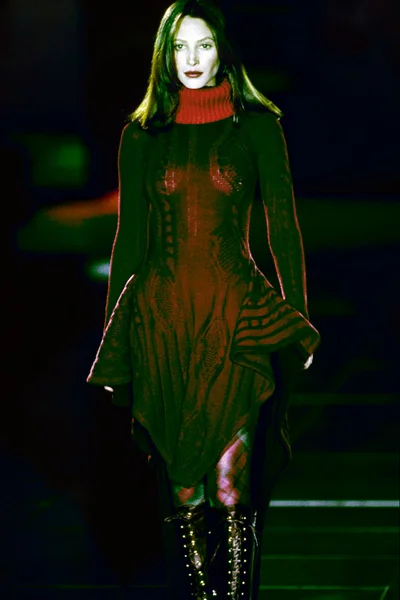 Look 4